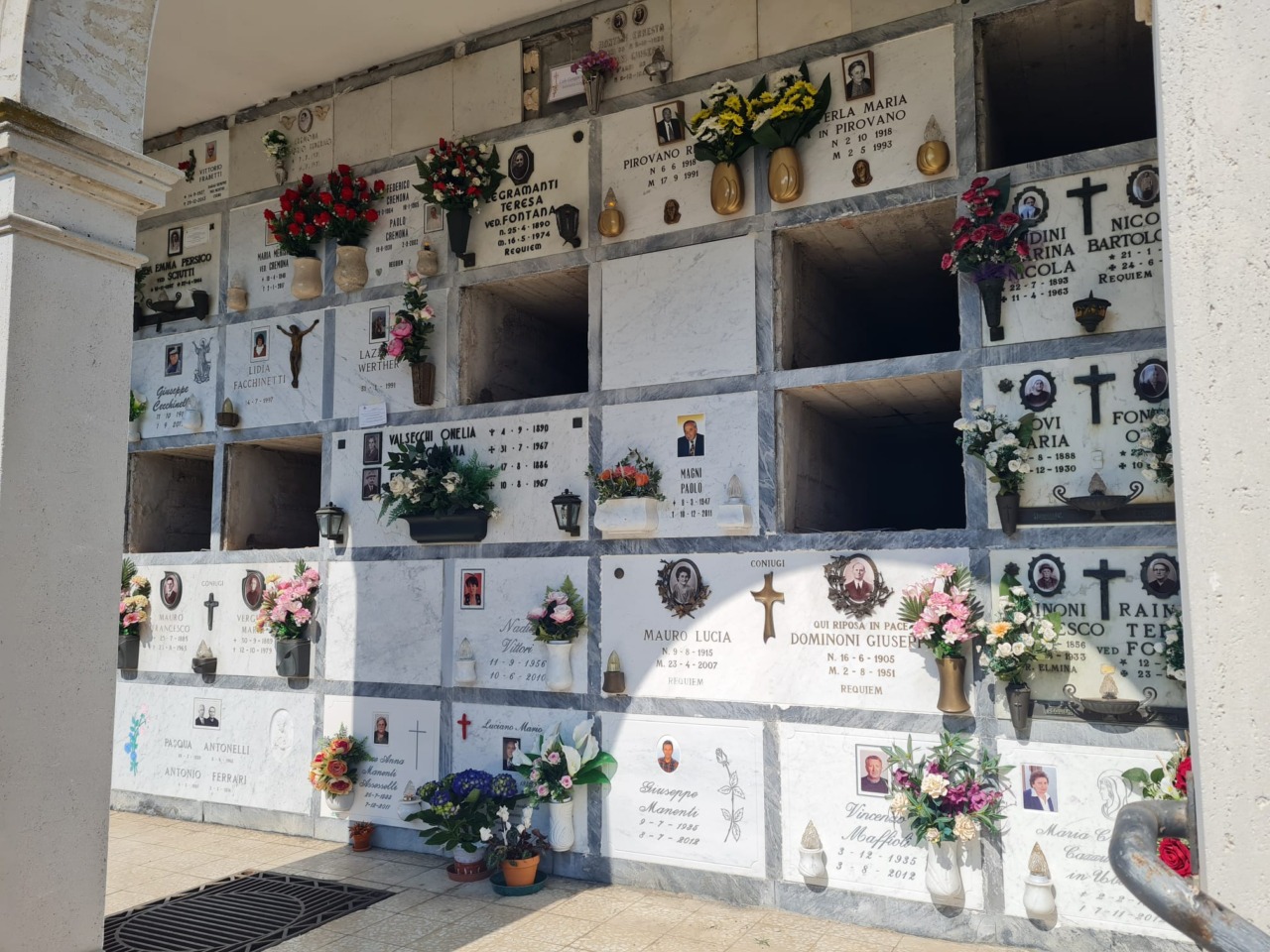 Approvato il nuovo regolamento cimiteriale: più umano e al passo coi tempi