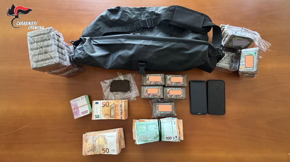 Due uomini arrestati a Dovera per spaccio di hashish