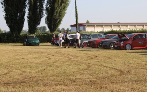 Il raduno “Mostert Street Culture” torna a Capralba il 2 maggio con motori e musica