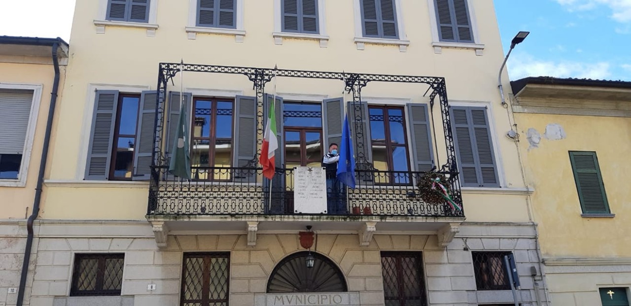 Scontro in Consiglio comunale a Vailate: bocciata la mozione per la sicurezza
