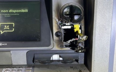 Tentativo di furto al bancomat di Dovera: intervento tempestivo dei carabinieri